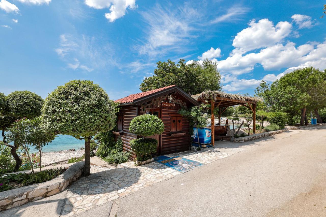 Chill 4 Real Sea View Mandre Apartment Екстериор снимка